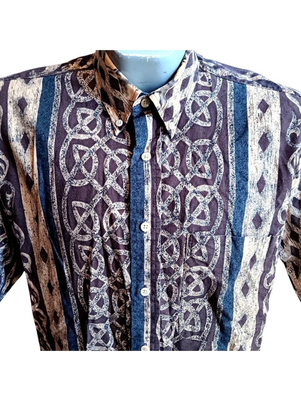 True Vintage Hawaiian Shirt Medium Career Club Button-Up Cotton Geometric Celtic